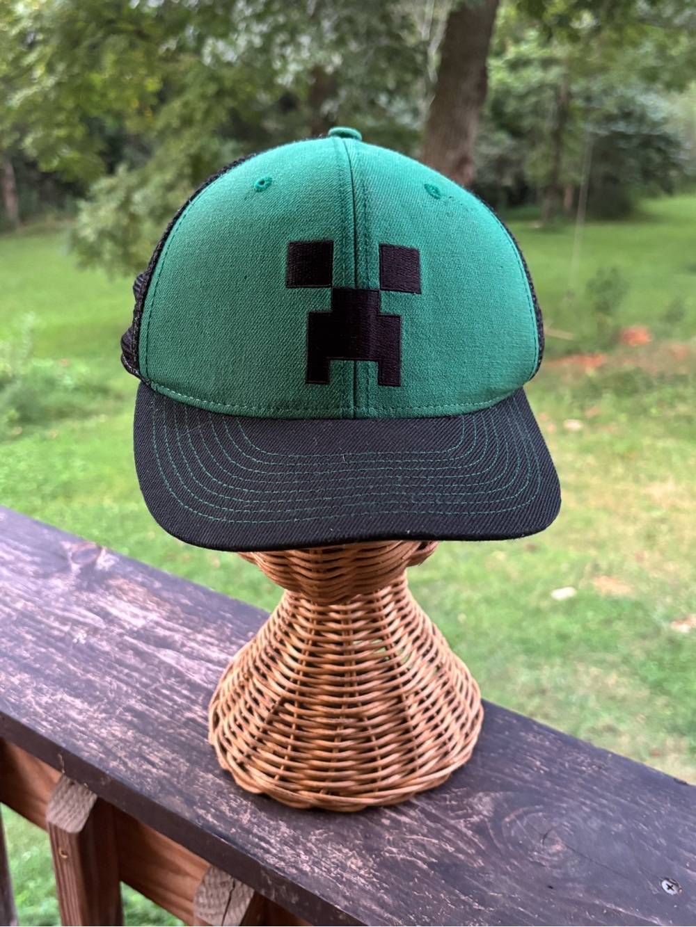 Minecraft Creeper JINX Flat Fitty Trucker Hat Green Black Mesh Snapback Gamer